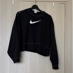 Black Nike cropped batwing sweatshirt size XS